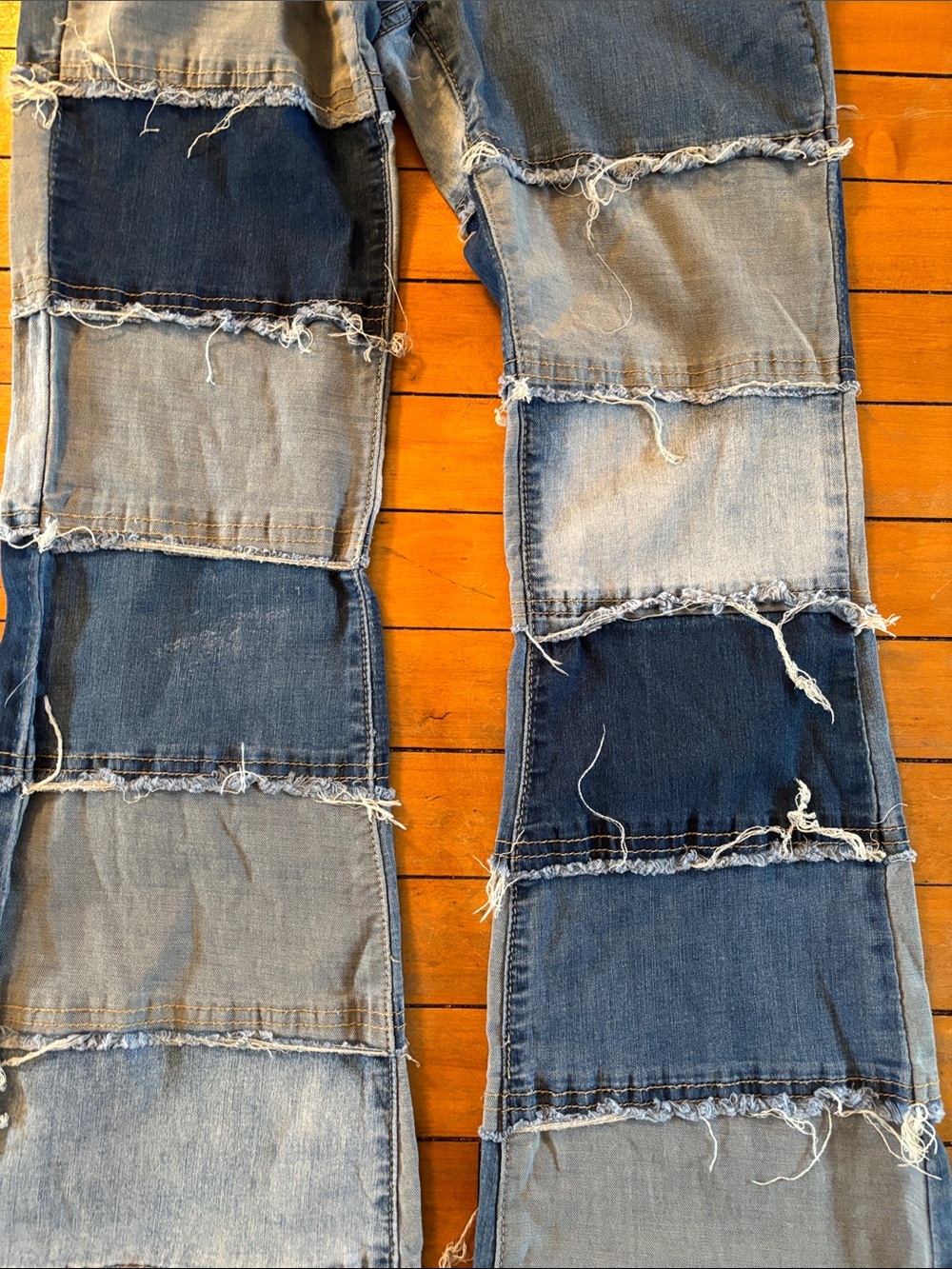EUC Elite Patchwork Blue Boot Cut/Flare Women's Jeans - Picture 4 of 8